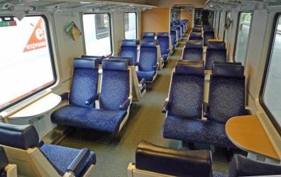 2nd class open-plan saloon